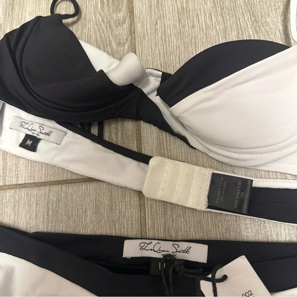 NEW LaQuan Smith Two-Tone Two-Piece Swimsuit Medium - Picture 4 of 4
